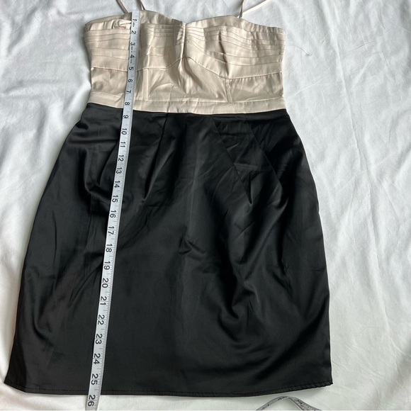 H&m satin color block convertible strapless party dress size 6 nude & black nwt - Picture 13 of 14